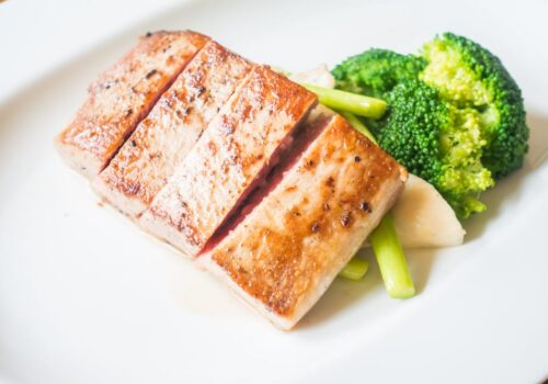 tuna steak in oven in foil