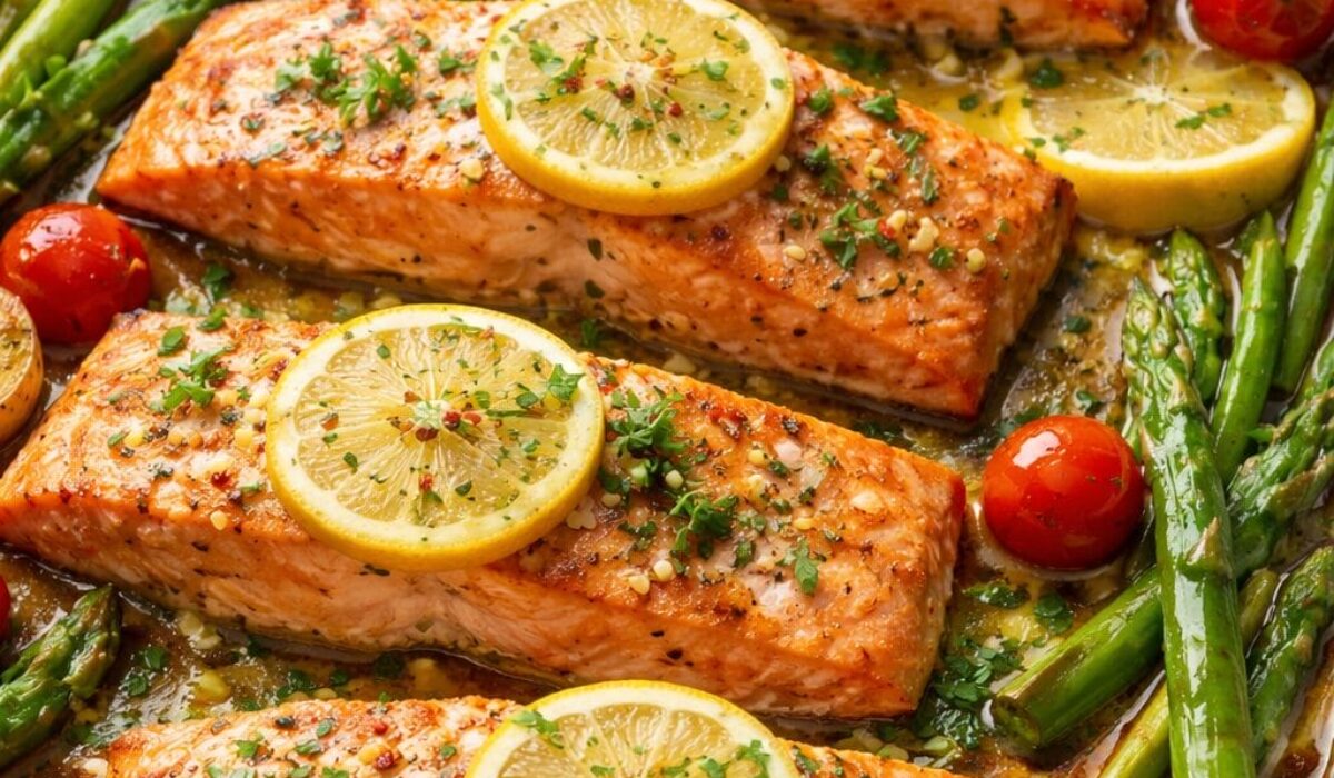 Lemon garlic salmon tray bake